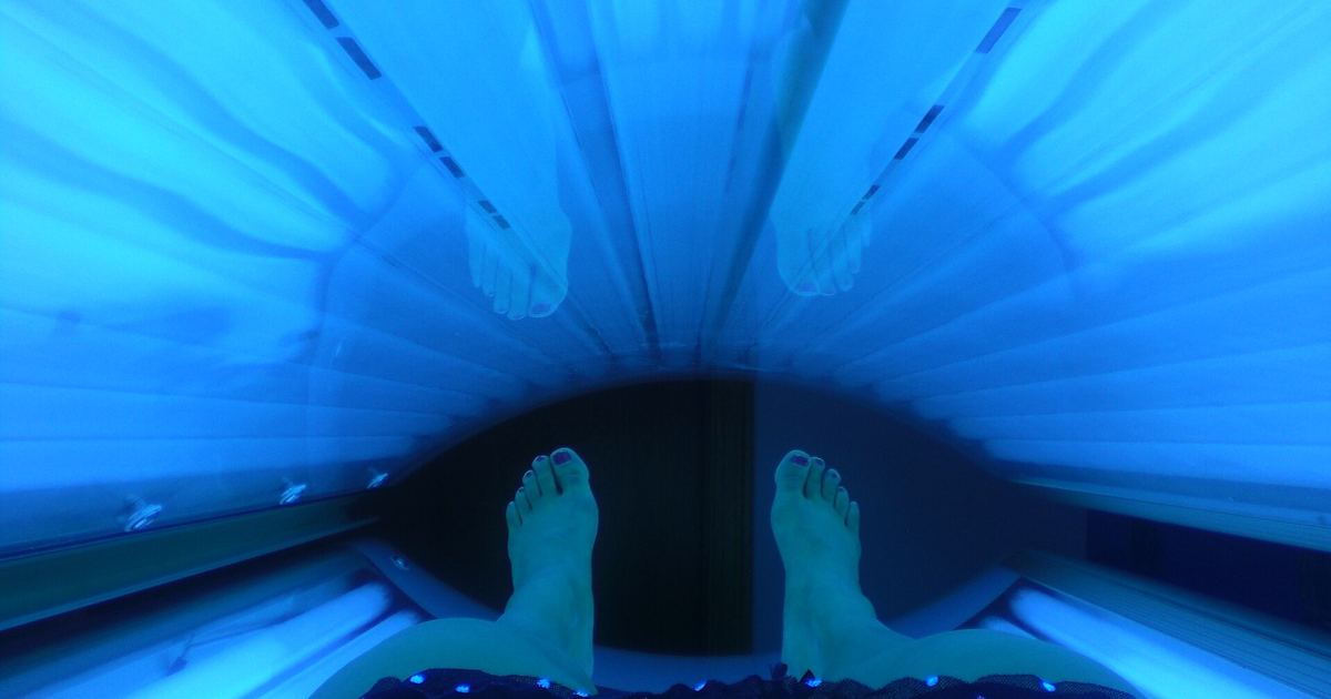 Cumulative Tanning Bed UV Exposure and Melanoma: An Evidence Checklist