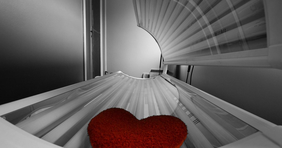 Sunbed Risks and Community Interventions: Evidence Explained